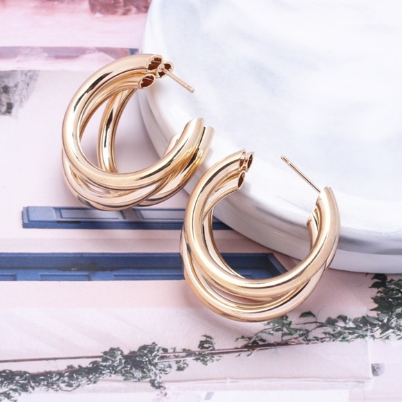 Brand New 18k Gold Three-Layer Round Drop Earrings - Picture 4 of 8